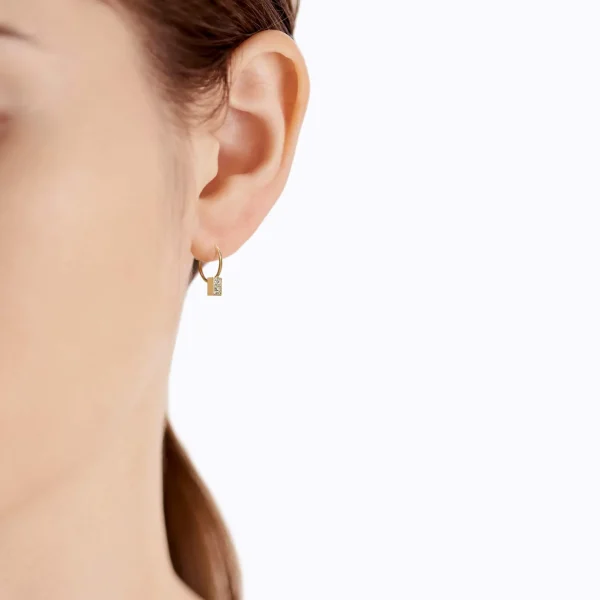 Boxed Diamond Earring 01 L^Shihara Fashion